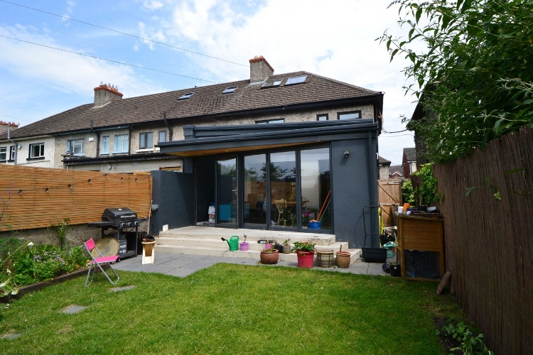 What Are The Benefits Of Extending Your House?